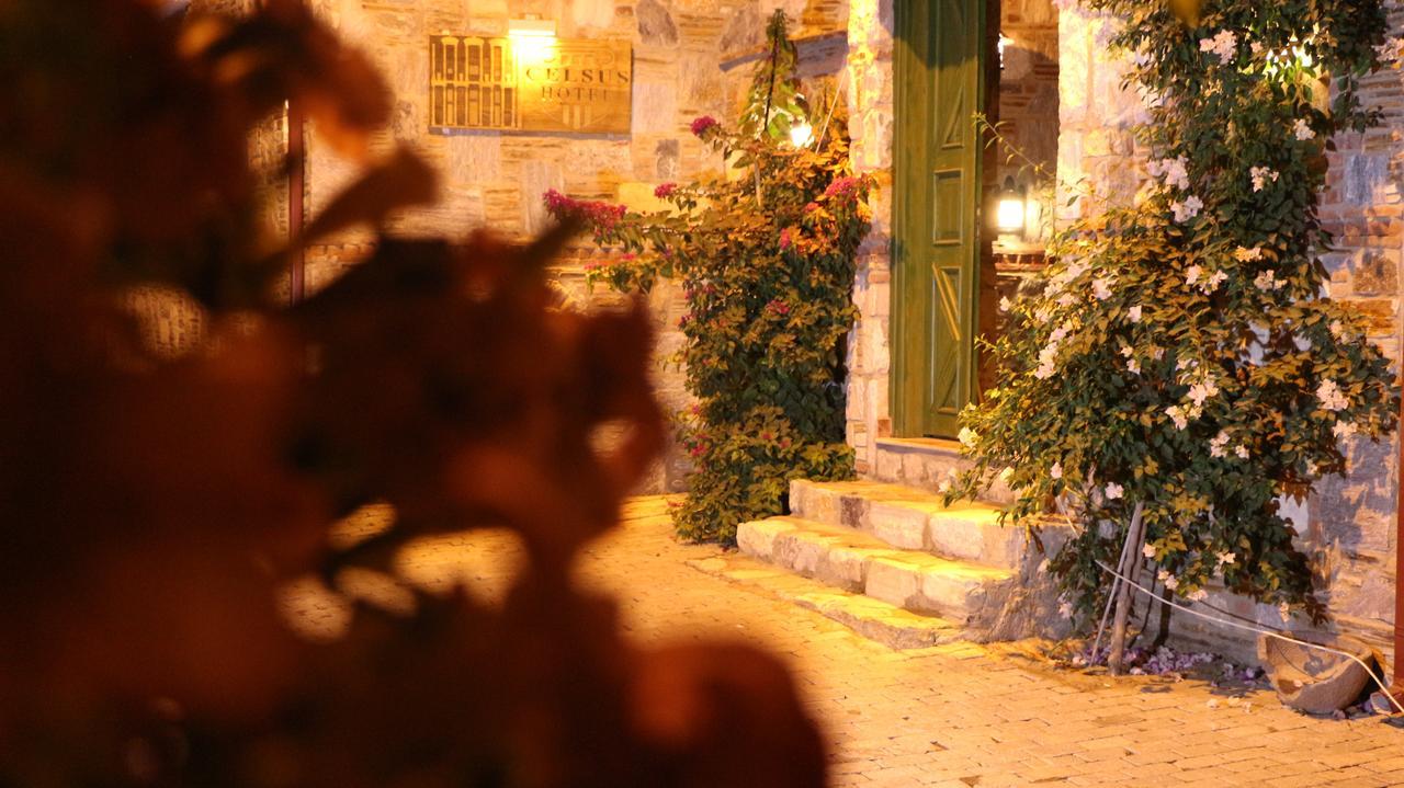 เซลซัส บูทิก โฮเต็ล Hotel Selcuk ภายนอก รูปภาพ